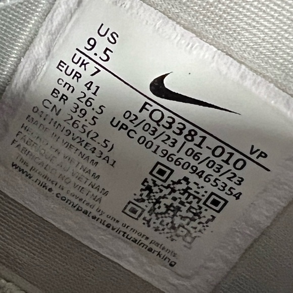 NIKE SABRINA 1 “IONIC" FQ3381-010 Women’s SZ 9.5 - Picture 8 of 8